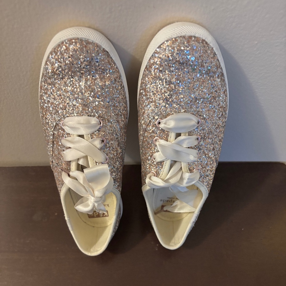 NWOT Kate Spade Glitter Laced Keds w/Satin Laces Size 5
